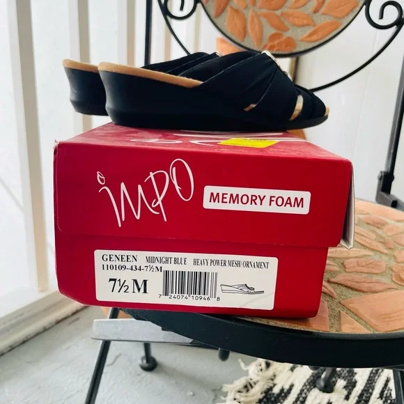 💙Impo GENEEN Sandals in  MIDNIGHT BLUE with Silver Accent - Picture 6 of 6